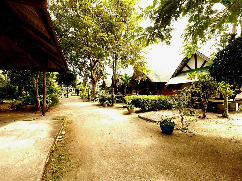 Rose Garden Samui Bungalows Lamai Beach  Exterior photo